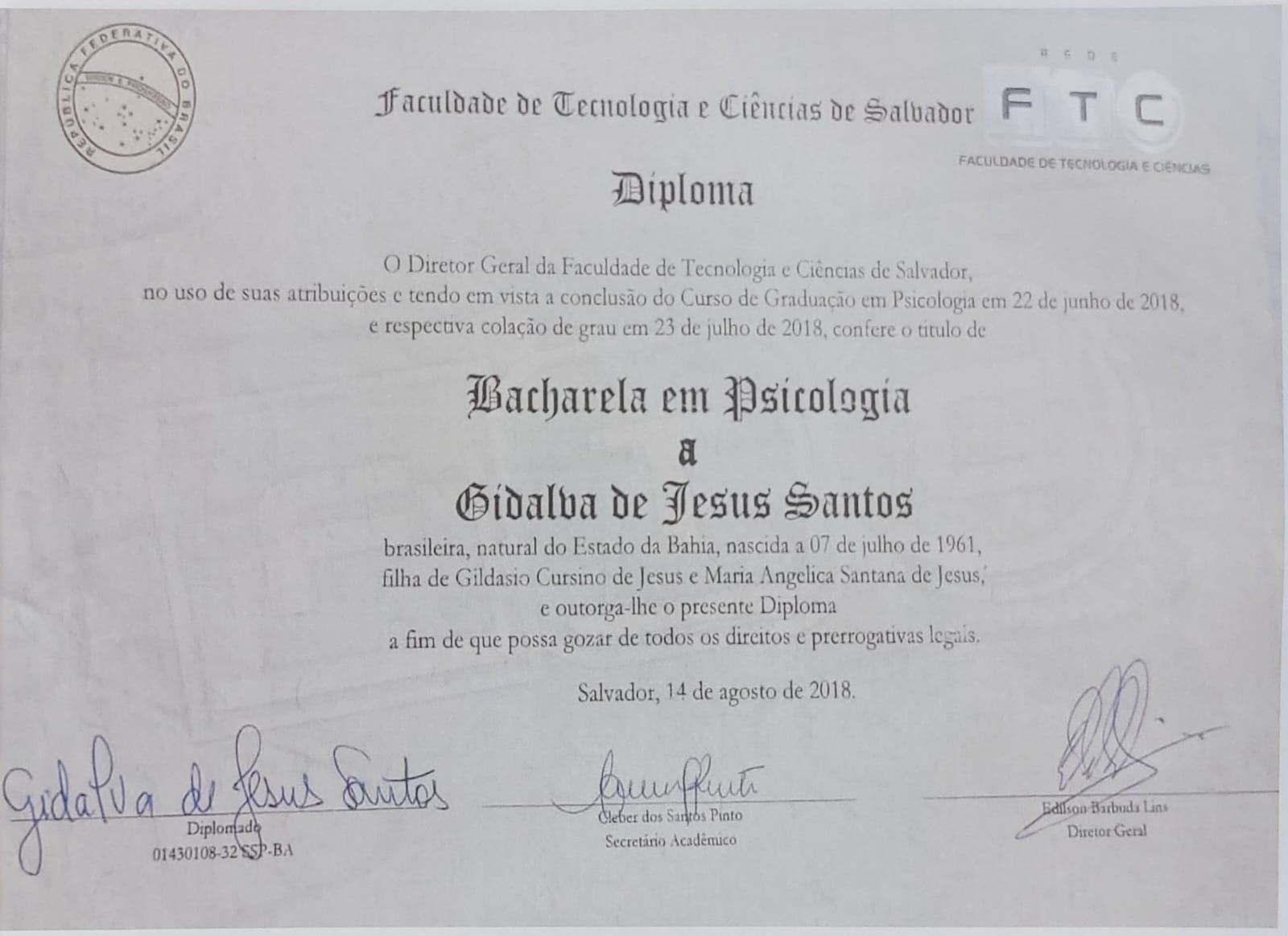 Diploma de Gidalva de Jesus Santos
